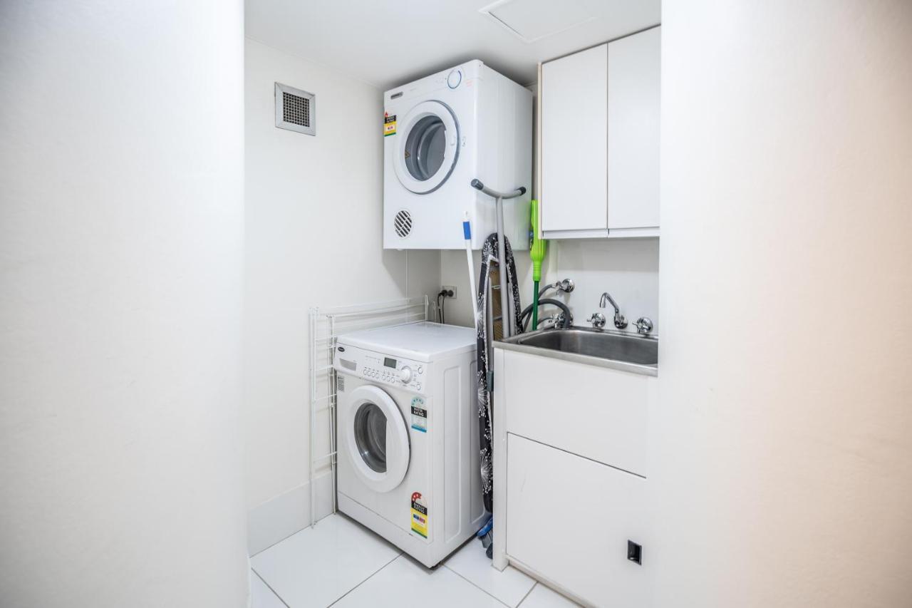 Biarritz Apartments Gold Coast Buitenkant foto