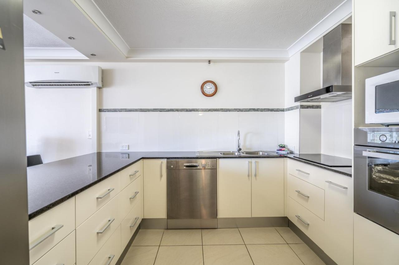 Biarritz Apartments Gold Coast Buitenkant foto